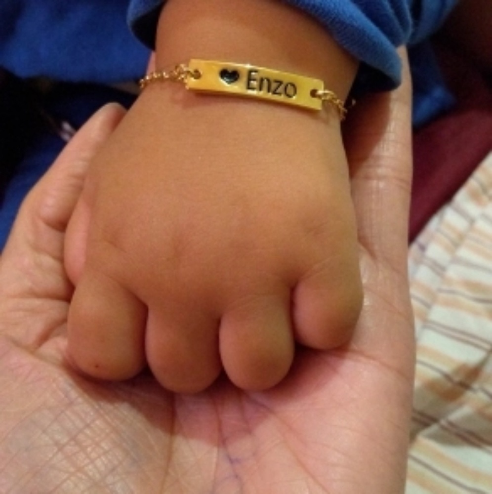 Personalized baby bar bracelet